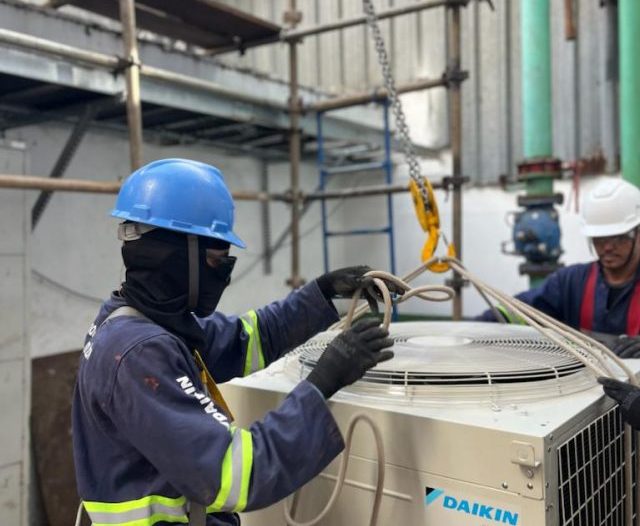 Tecnicos de climatização capacitados para Obra de grande porte SfriAr